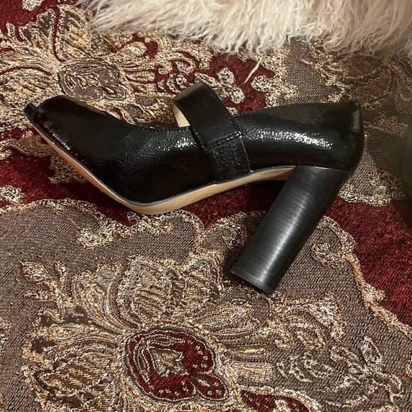 Michael Kors Black Patent Leather Block Heel Peep Toe Mary Jane . Size 7 - Picture 10 of 16